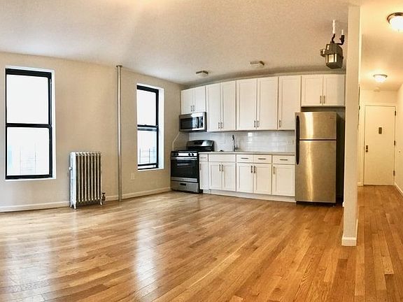 2nd image of 395 Saint Johns Pl APT 3D
