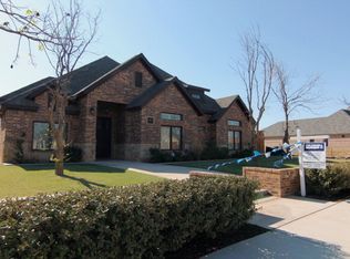 10711 Norfolk Ave, Lubbock, TX 79423