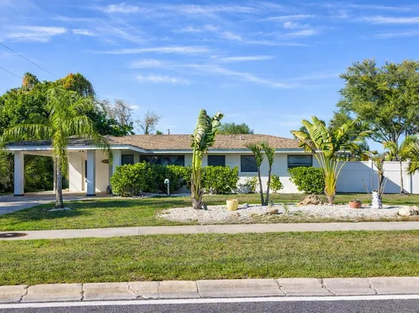 2445 Constitution Blvd, Sarasota, FL 34231