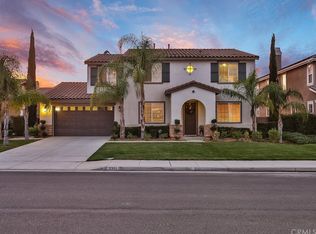 8385 Stone Brook Dr, Eastvale, CA 92880