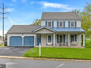 585 Westbrooke Dr, Elizabethtown, PA