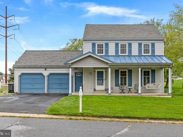 585 Westbrooke Dr, Elizabethtown, PA 17022