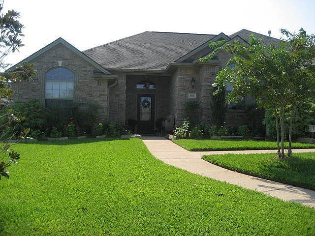 1st image of 302 Stone Cove Ct