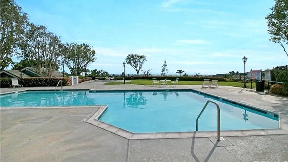 Campton Place, Laguna Niguel — Photo 2