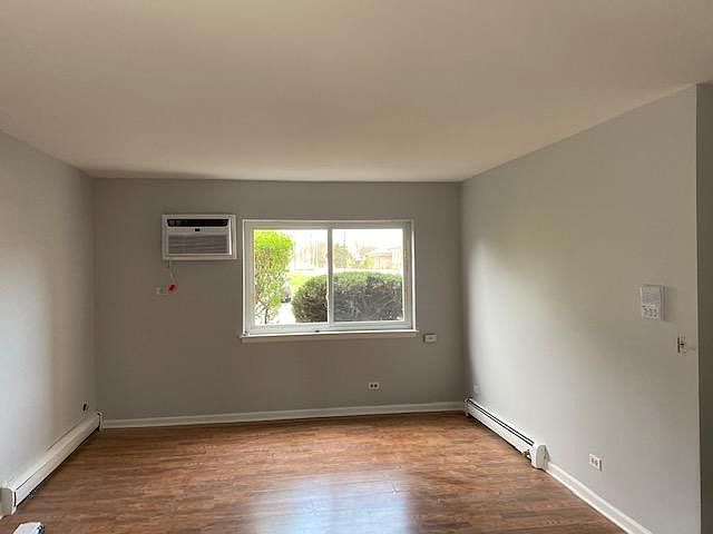 1st image of 714 W Ivanhoe Ln #1A