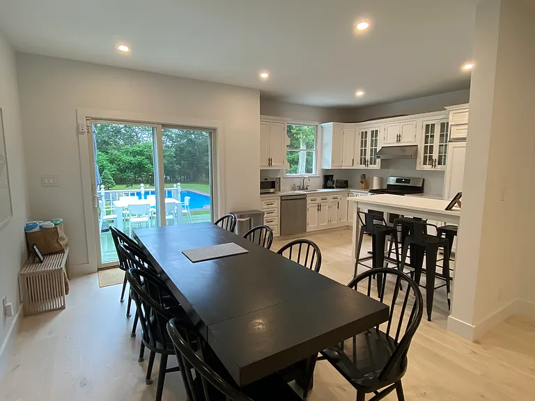 133 Middle Hwy — Photo 17