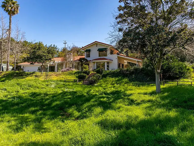 3058 Hill Valley Dr — Photo 5