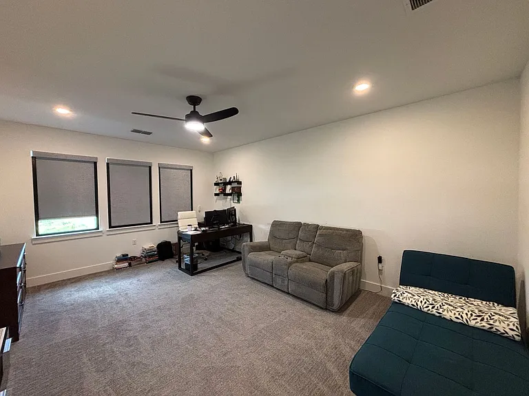 16916 Morelle Dr — Photo 29