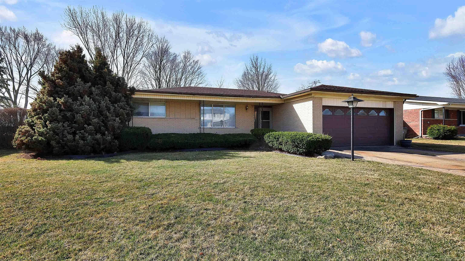 35325 Bobcean Rd photo 1