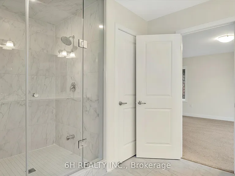 816 Griffin Trl — Photo 35