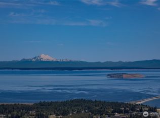 9999 Covey Run Ln, Sequim, WA 98382