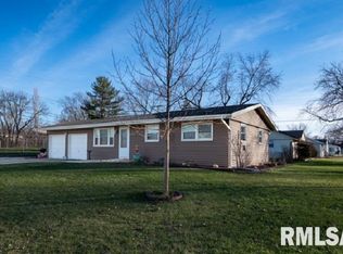 2229 Hawthorne Pl, Washington, IL 61571