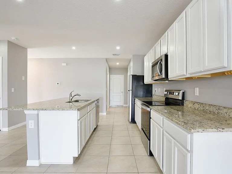 2694 Sunkissed Dr — Photo 7