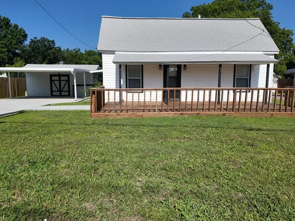 215 S Walker St, Mesquite, TX 75149