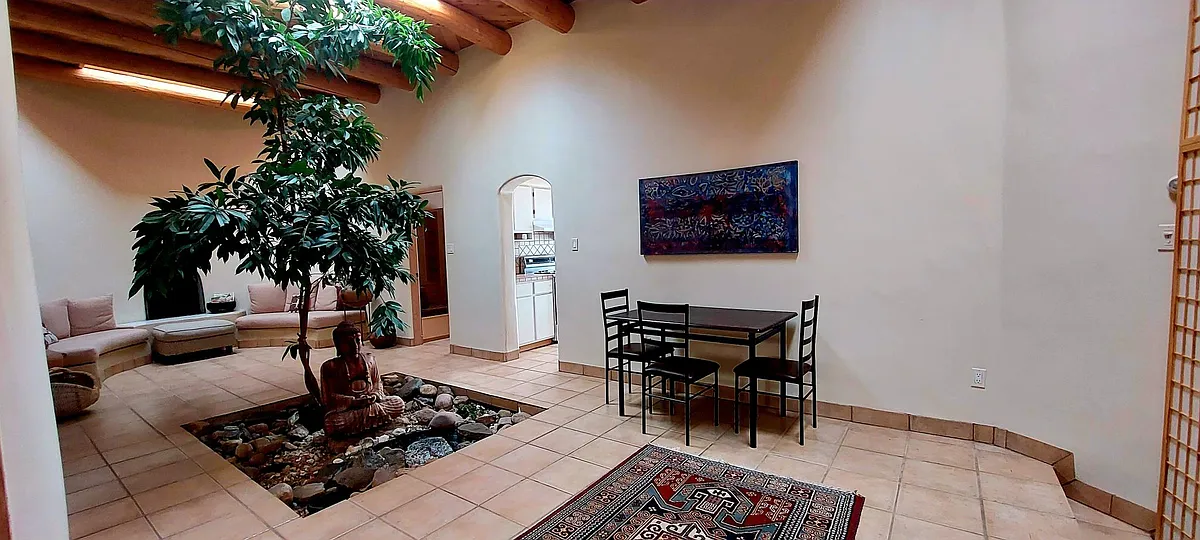 Building Photo - 1007 Camino Del Monte