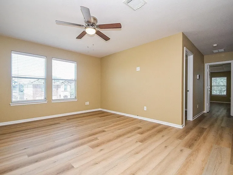 402 New Hope Ln — Photo 22