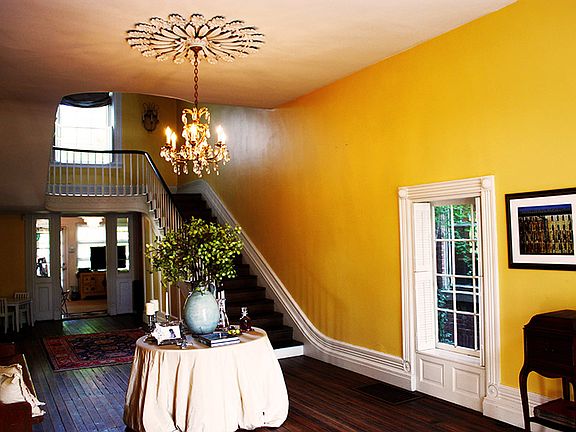 Foyer - Main Entrance