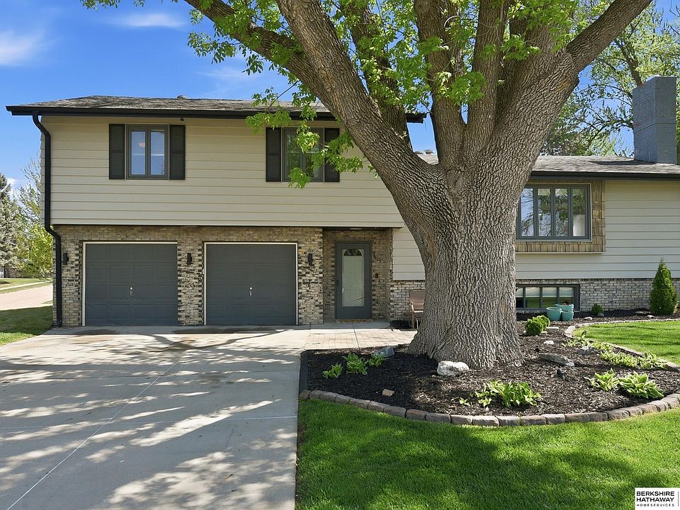 1st image of 6405 Ponderosa Dr