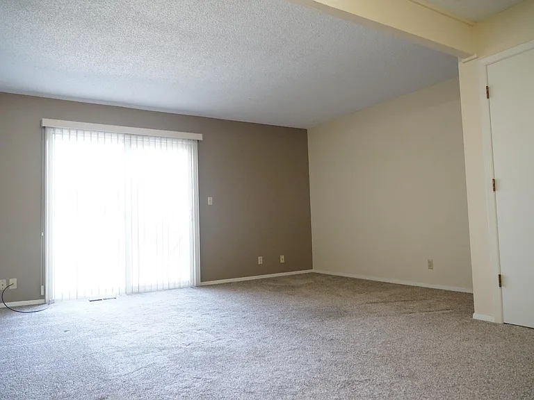 2347 Wildwood Pl — Photo 25
