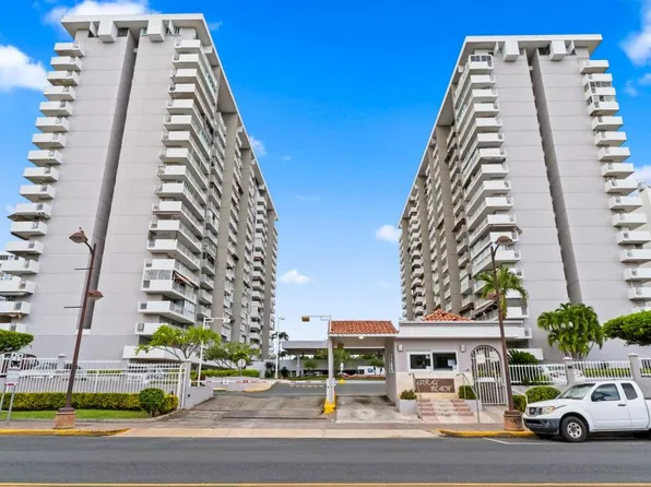 Torre 2 5859 Ave, Carolina, PR 00979