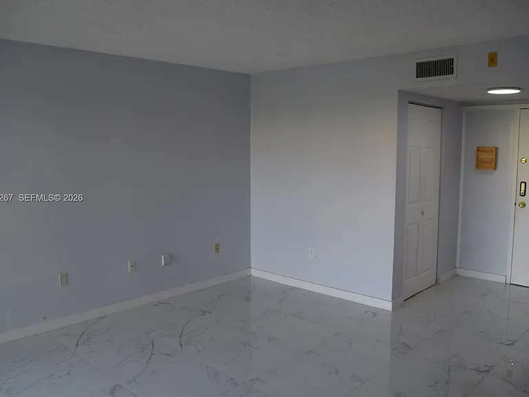 2075 SW 122nd Ave #415 — Photo 38