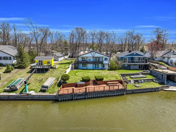 1312 River Rd W, Wasaga Beach, ON L9Z 2W6