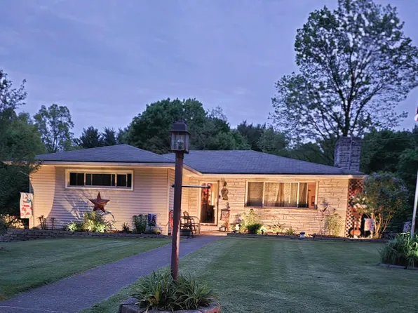 454 Coldenham Road, Walden, NY 12586