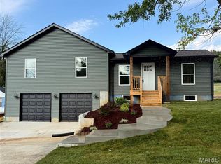 321 N 5th St, Eureka, MO 63069