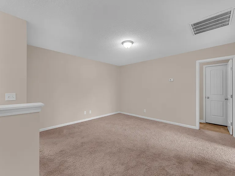 139 W West Winn Ave — Photo 20