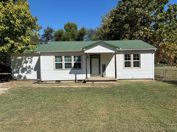 912 W 13th St, Ada, OK 74820