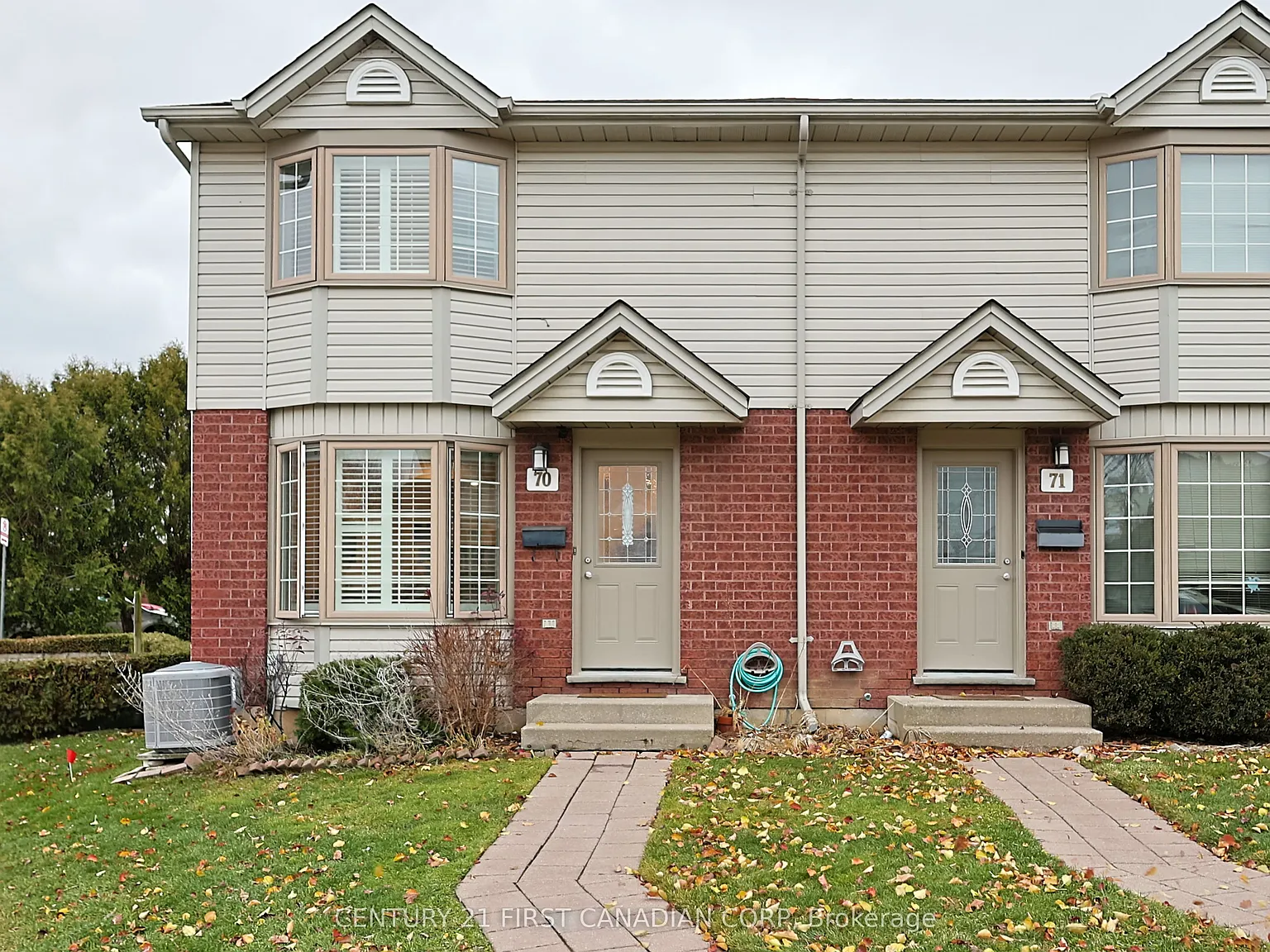 3 bed, $2,700 — Photo 1