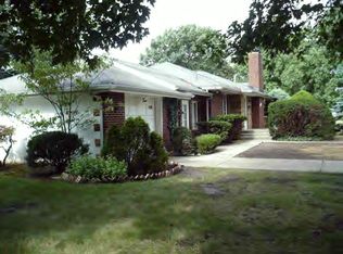 4 E Woodlawn Ave, Danville, IL 61832