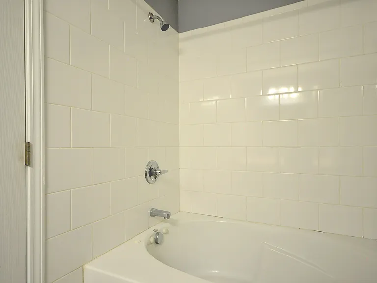 70 John Sevier Ave — Photo 27