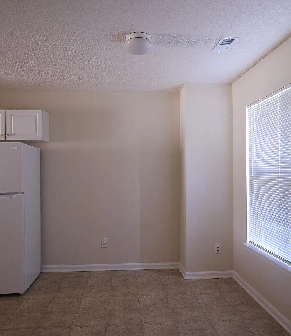2 bed, 2.5 bath, $1,050 — Photo 3