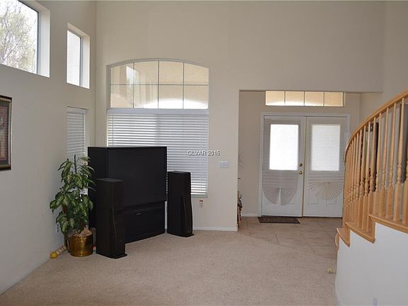 3rd image of 8112 Black Orchid Ave #0