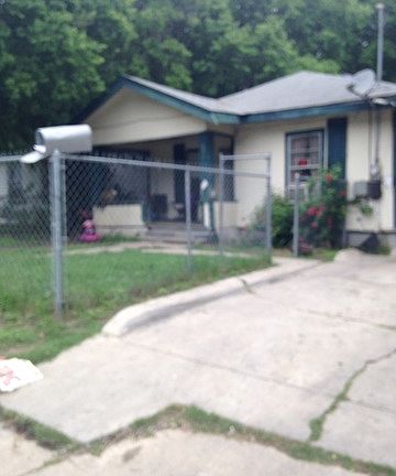 5th image of 627 Lincolnshire Dr