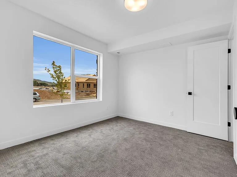 5941 N Cardiff Pass Dr — Photo 15