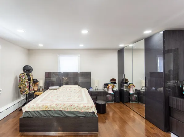 186-35 80th Drive image 11 of 15