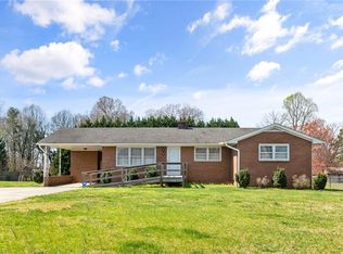 806 Wagoner Rd, Elon, NC 27244