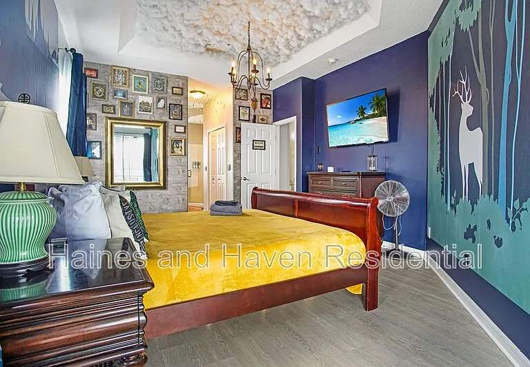403 Corvina Dr — Photo 33