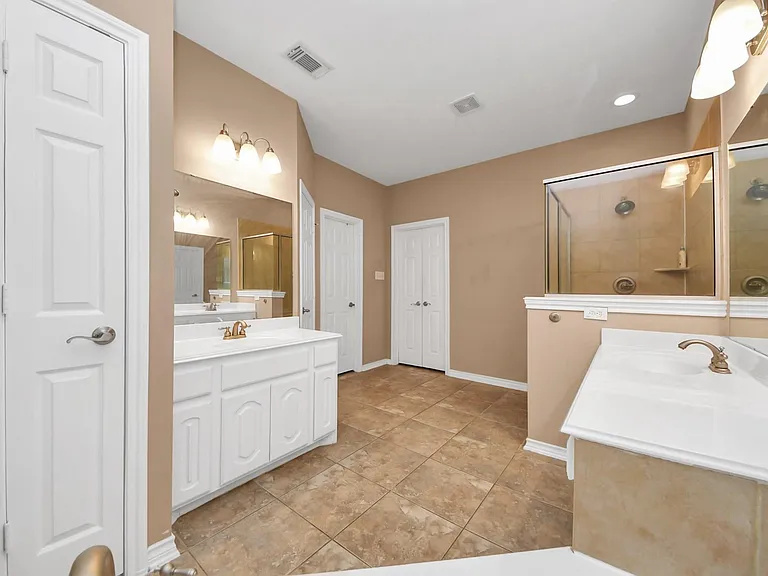 706 River Delta Ln — Photo 47