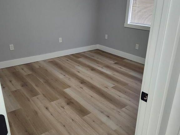 3rd image of 9469 Noble Ln Unit A