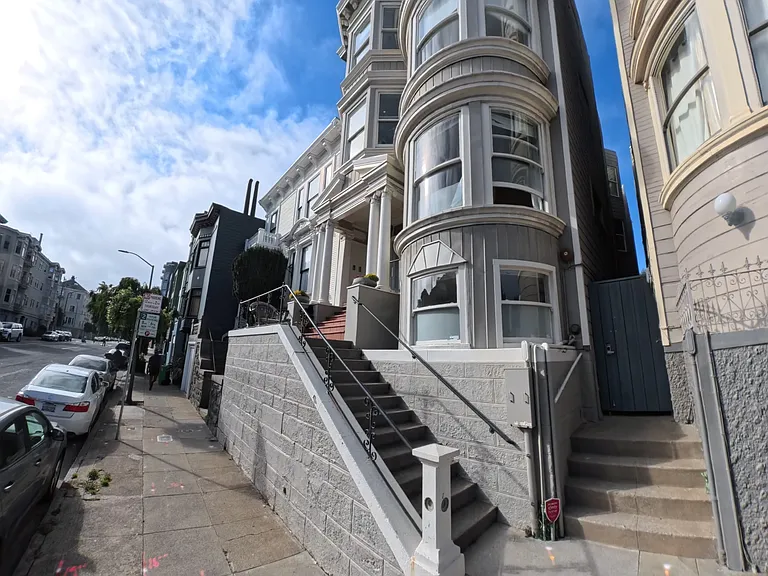 1840 Golden Gate Ave #A — Photo 23