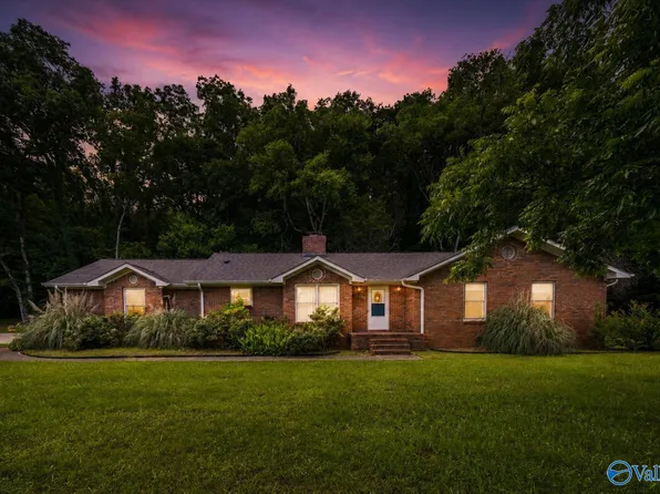 105 Mohawk Rd SE, Owens Cross Roads, AL 35763