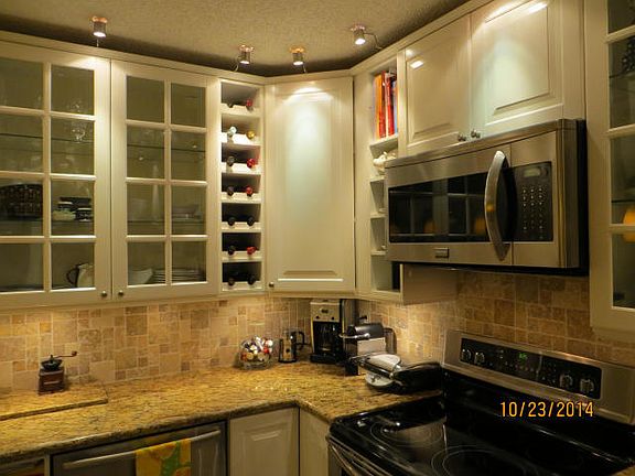 4th image of 132 Buttonwood Ln #322D