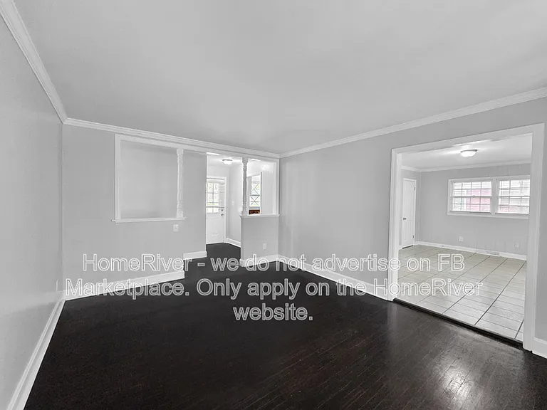 4723 Westcrest Dr — Photo 4
