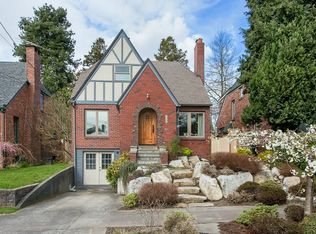 834 NE 84th St, Seattle, WA 98115