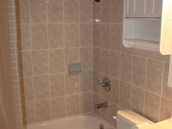 3rd image of 1736 Polk St #108