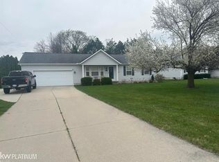 781 Bunce Ave, Marysville, MI