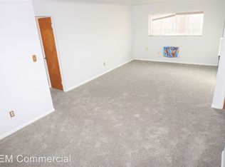 4655 Ridge Rd APT 205, Brooklyn, OH 44144